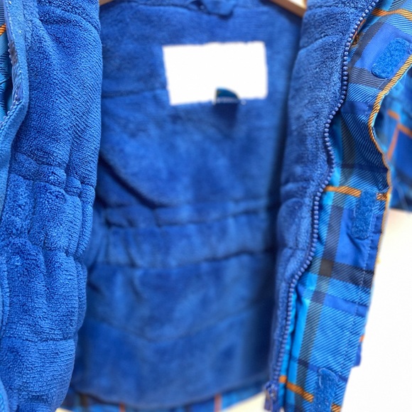 Baby boy winter jacket w/hood and fleece. 6-12mos - Picture 3 of 5